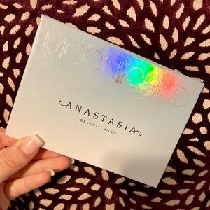 Anastasia Glow Pallete *Moon Child*
